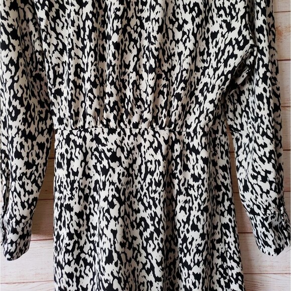 Zara Animal Print Jumpsuit/Romper Wrap Front Tie Long Sleeve - Picture 13 of 15